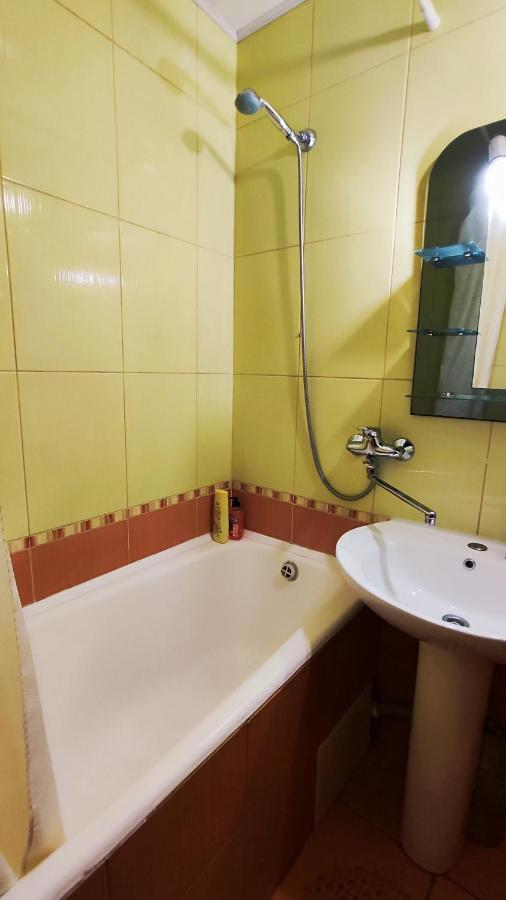 Василя Стуса 10 City Rooms Bila Țerkva Exterior foto